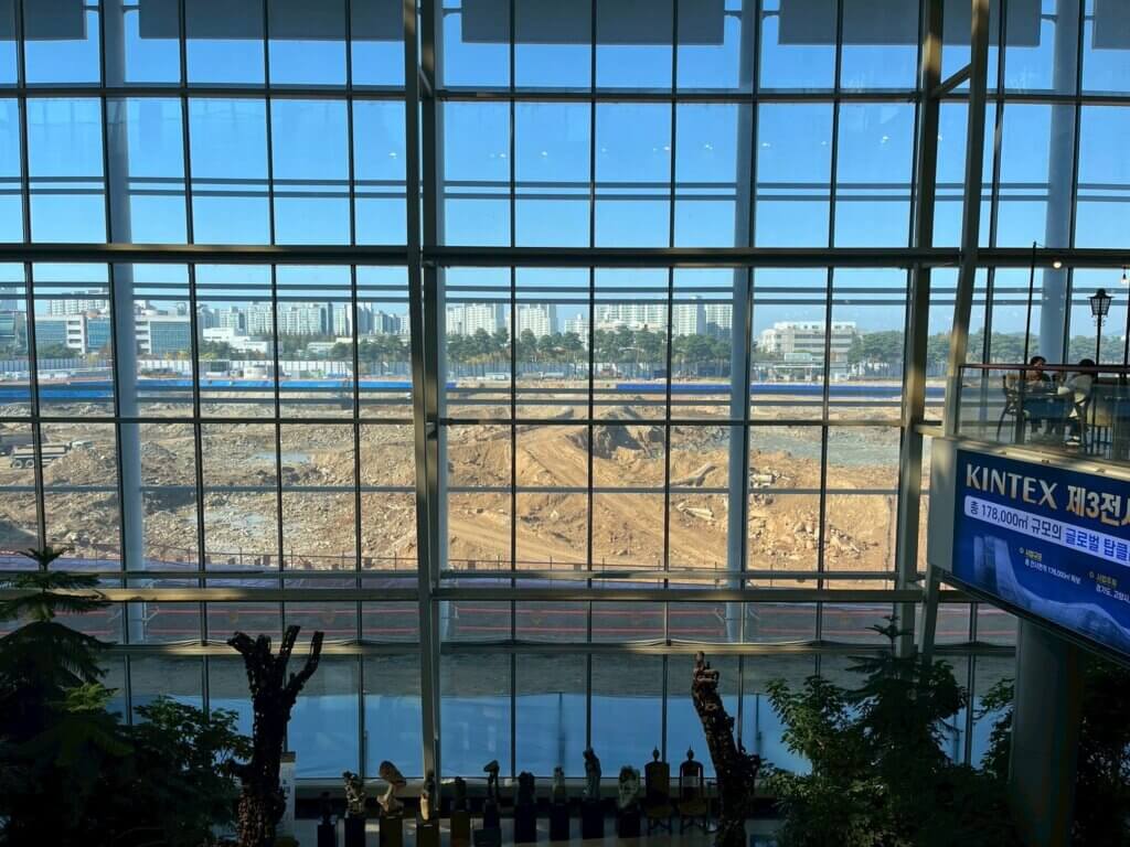 韓国最大の展示会場「KINTEX」