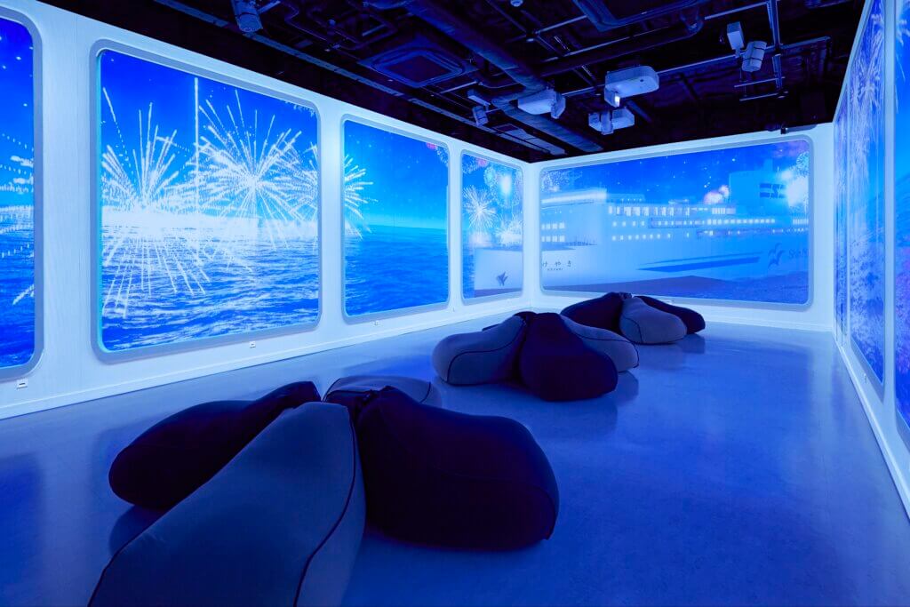 スクリーンルーム