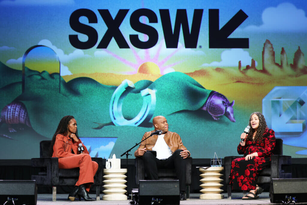 SXSW 2025「IMO Live」のミシェル・オバマ、クレイグ・ロビンソン、ローリー・サントス（3月13日、オースティン・コンベンションセンター）