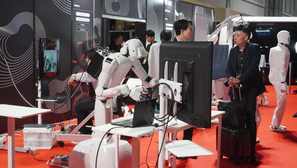 作業するロボット