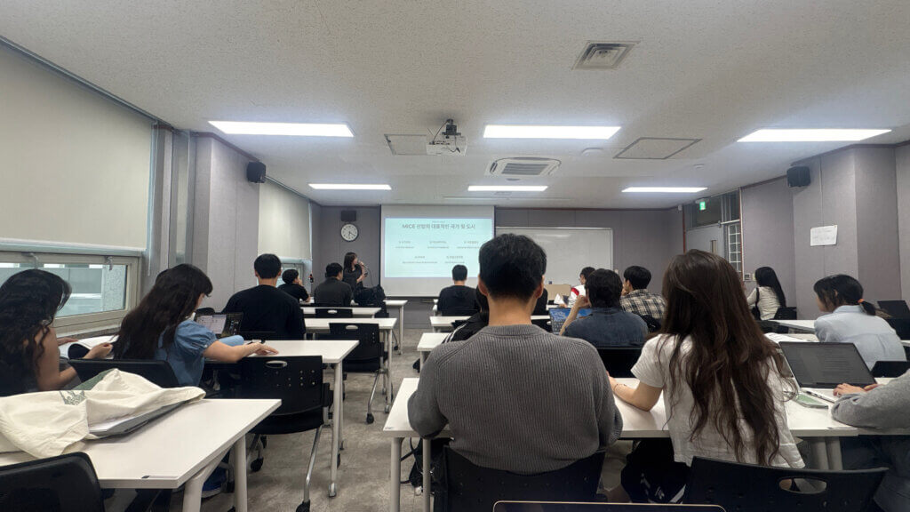 KHCSの活動中の様子