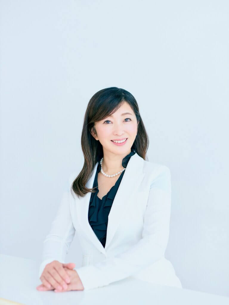 吉川 ゆうみ（共同代表理事）名古屋芸術大学 特別客員教授、元参議院議員。1973年三重県生まれ。