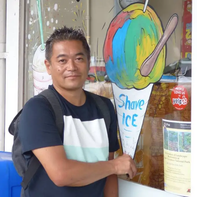 鈴木氏