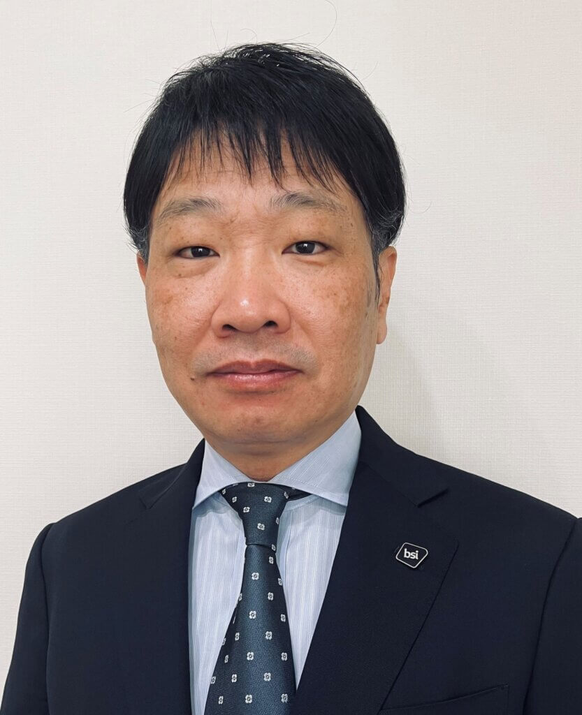 泉 佳夫 氏