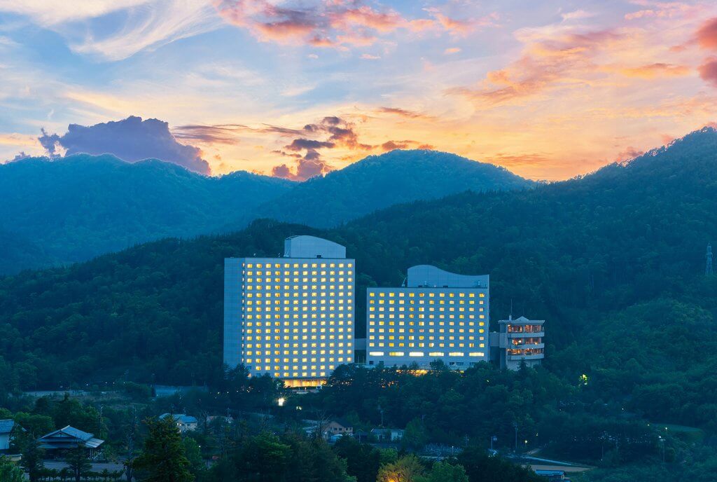 hilton-takayama