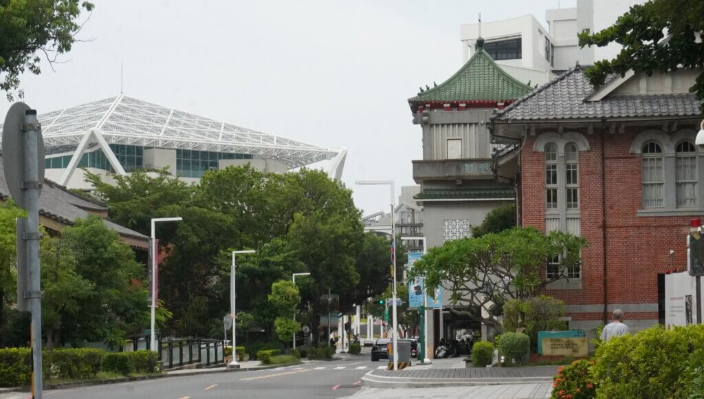 台南